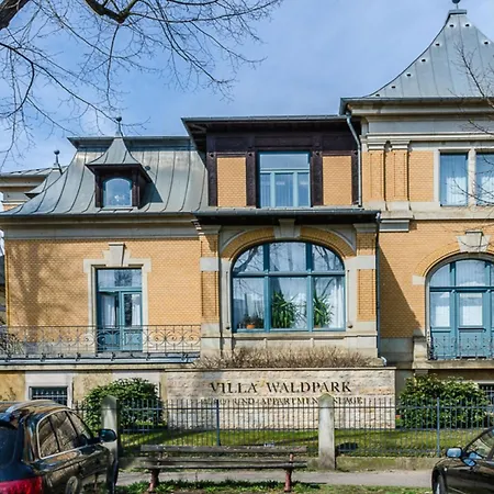 Apartment Waldpark *