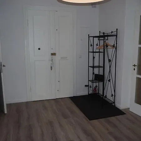 3-raum Wohnung, Ideal Fuer Monteure Und Gruppen * Dresden