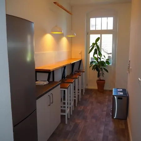 3-raum Wohnung, Ideal Fuer Monteure Und Gruppen Apartment *