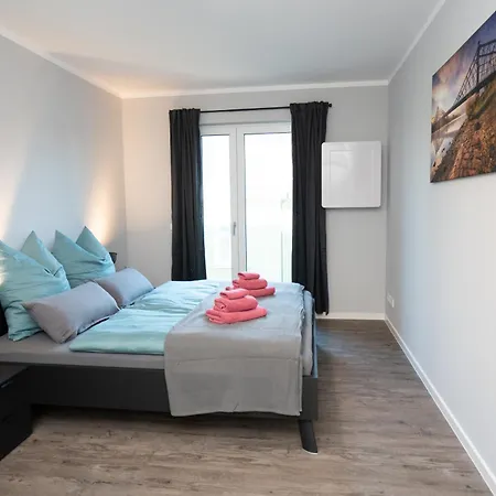 Supreme Dream Mit Terrasse Und Parkplatz - 110m² Apartment Dresden