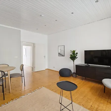 Limehome Tannenstrasse * Дрезден