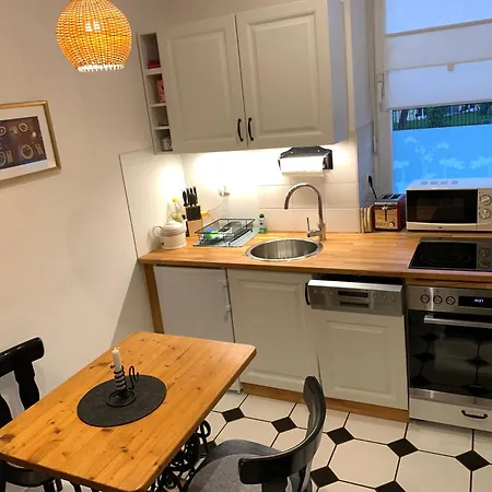 Gemuetliches 2p-apartment In Ruhiger Lage Apartment
