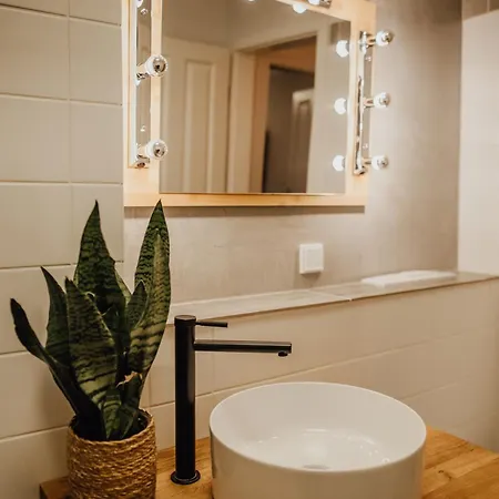 Apartment Bestlage Im Hechtviertel & Frisch Saniert