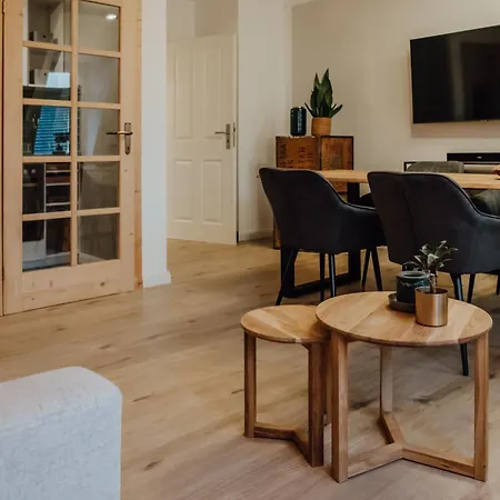 Apartment Bestlage Im Hechtviertel & Frisch Saniert