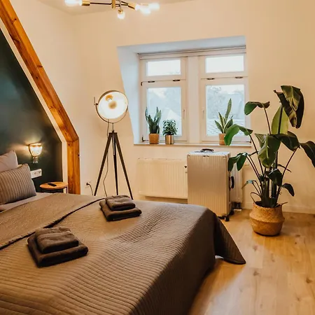 Bestlage Im Hechtviertel & Frisch Saniert *