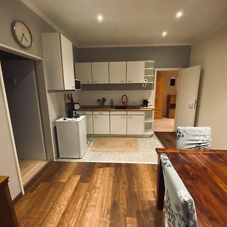 Flat For Up To 4 People In Dresden-striesen Apartment Dresden