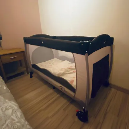 Appartement Flat For Up To 4 People In Dresden-striesen Dresden