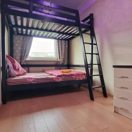 3 Raum Am Hauptbahnhof Apartment *