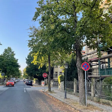 Apartment Toni Charming Im Idyllischem Villenviertel Mit Netflix *