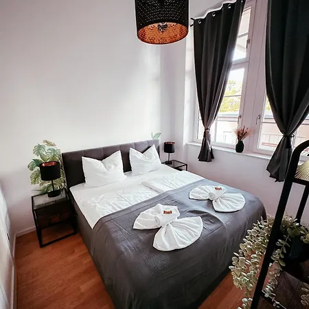 Apartment Oasis - Wohnen Im Koenigspark - Elbhang - Grosse Terrasse - Netflix - Tg