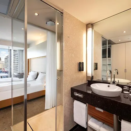 Pullman Newa Hotel 4*