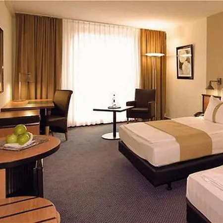 Courtyard By Marriott