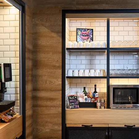 Hotel Moxy Neustadt