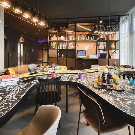 Moxy Neustadt Hotel