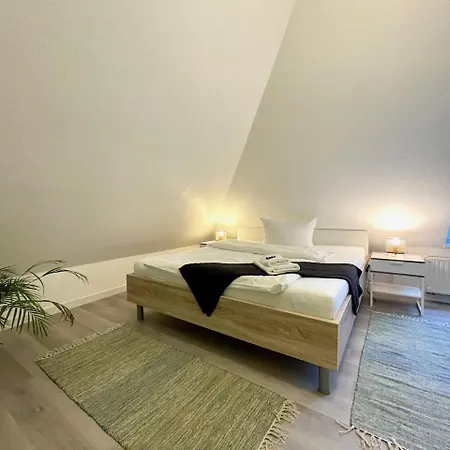 Apartment Zschachwitz - Frisch Renovierter Wohlfuehlort! *