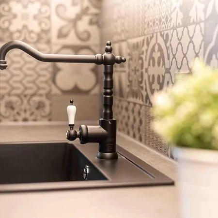Apartment Modernes-apartment-elbkiez-im-herzen-von-dresden