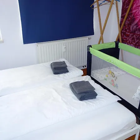 2r-wohnung Am Rande Der Neustadt Apartment Dresden