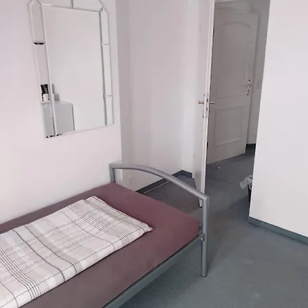 Fuer Monteure In Dresden, Mit Eigenem Bad Und Grosser Gemeinschaftskueche *
