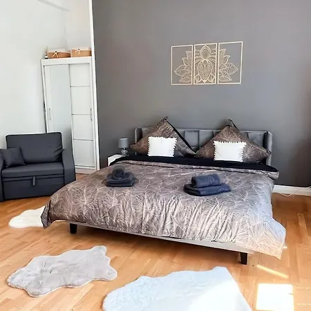Apartment Loftstyle I Wlan I Stellplatz Dresden