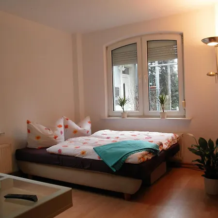 Apartment-ferienwohnung Dresden-briesnitz Dresden