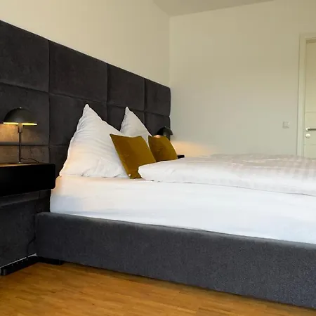 Apartment Aryve Boutique-apartment Dresdner Penthouse Mit Dachterrasse - Tiefgaragenstellplaetze - Design-interieur Dresden