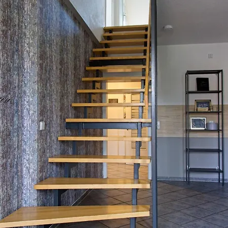 Appartement Neustadt-aussicht - Grosse Mit Balkon *