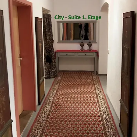 City-ferienwohnungen-dresden - Zentral Gelegen Im Haus Louisenstrasse 11 - Dresden-neustadt Апартаменты