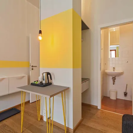 Boutique Am Schillerplatz Hotel