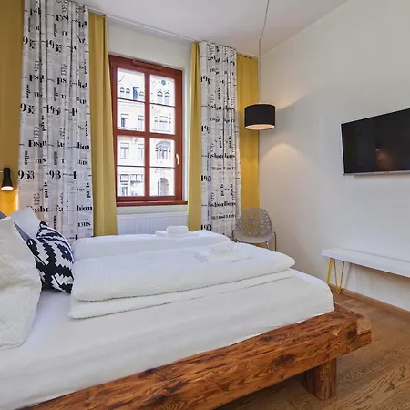 Boutique Am Schillerplatz 3*