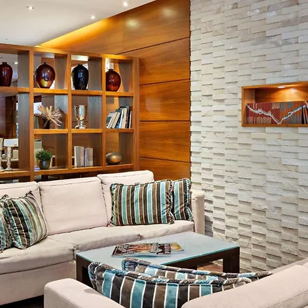 Hilton 4*