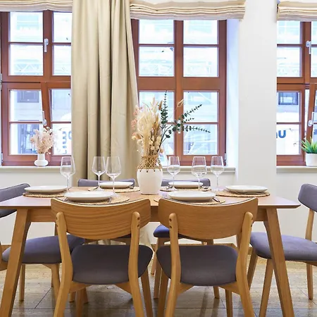 Global Living - Design I Center I Balcony I Smart-tv I Kitchen I * Dresden