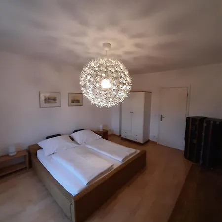 Plantagengut Hosterwitz Guest house *
