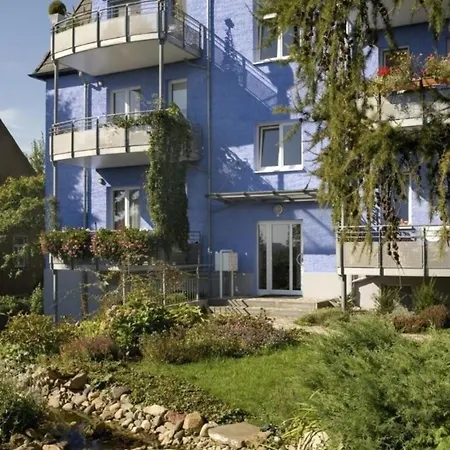 In Mockritz Mit Garten *