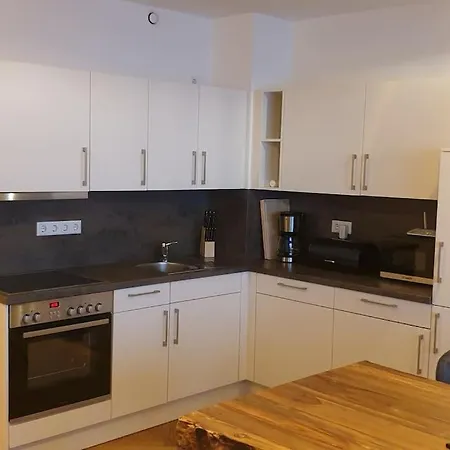 Luxuriose 3-zi-wohnung Im Zentrum, Grosser Balkon Apartment Dresden