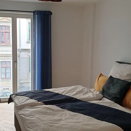 Luxuriose 3-zi-wohnung Im Zentrum, Grosser Balkon Apartment Dresden