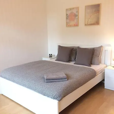 Apartment In It District Neustadt Louisenstrasse *