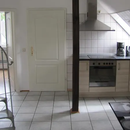 Im Gruenen Von Apartment Dresden