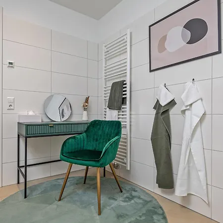Apartment Ruhige 5 Sterne Naehe Altstadt *