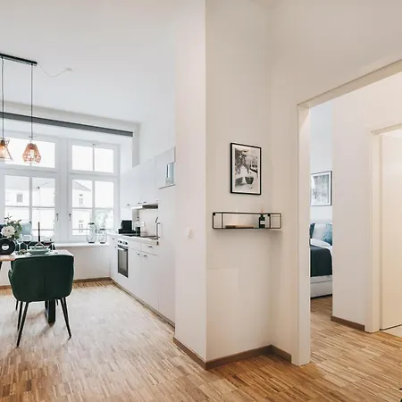 Oasis - Wohnen In - Netflix - Tiefgarage - Dachterrasse Dresden