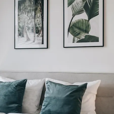 Apartment Oasis - Wohnen In - Netflix - Tiefgarage - Dachterrasse Dresden