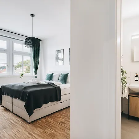 Oasis - Wohnen In - Netflix - Tiefgarage - Dachterrasse Dresden