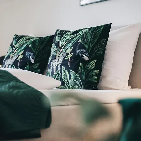 Oasis - Wohnen In - Netflix - Tiefgarage - Dachterrasse Dresden