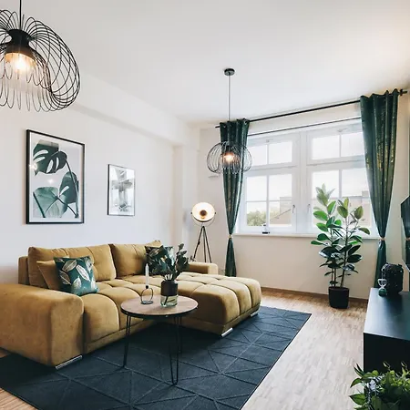Apartment Oasis - Wohnen In - Netflix - Tiefgarage - Dachterrasse