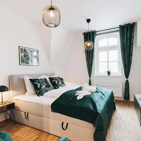Apartment Oasis - Wohnen In - Netflix - Tiefgarage - Dachterrasse *