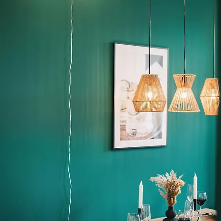 Apartment Oasis - Wohnen In - Netflix - Tiefgarage - Dachterrasse Dresden