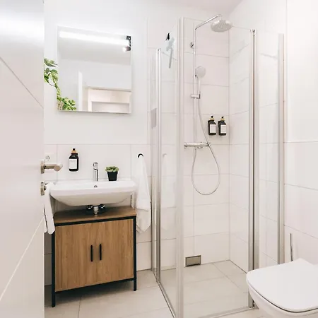 Apartment Oasis - Wohnen In - Netflix - Tiefgarage - Dachterrasse *