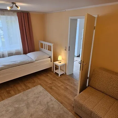 Holiday home Sehr Schoenes Und Grosses Haus In - Partys Und Andere Feierlichkeiten Sind Wegen Eventueller Laermbelaestigung Nicht Gestattet Dresden