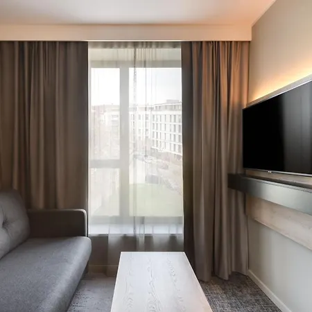 Moxy Neustadt Hotel 3*