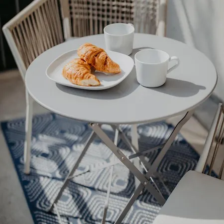 Zentrumsnah, Balkon, 2 Smart Tv, Schnelles Wifi Apartment Dresden