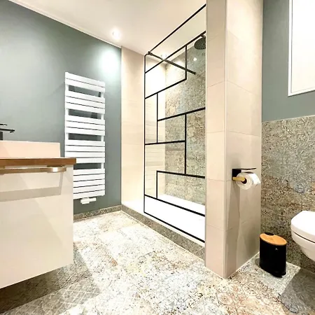 Apartment Premium Penthouse W46 Dresden - Elbnah, Hochwertig, Zentral, 3 Schlafzimmer! *